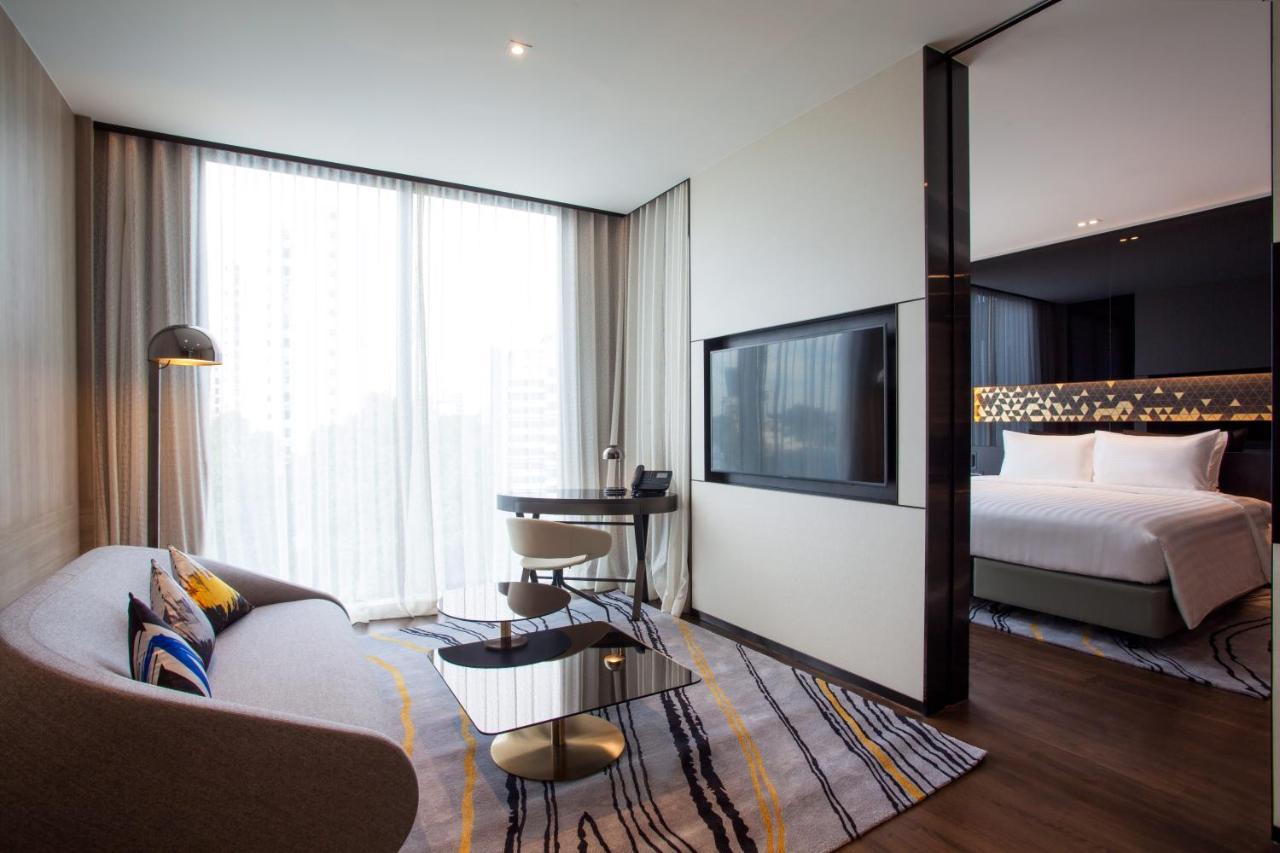 Novotel Singapore On Stevens Экстерьер фото