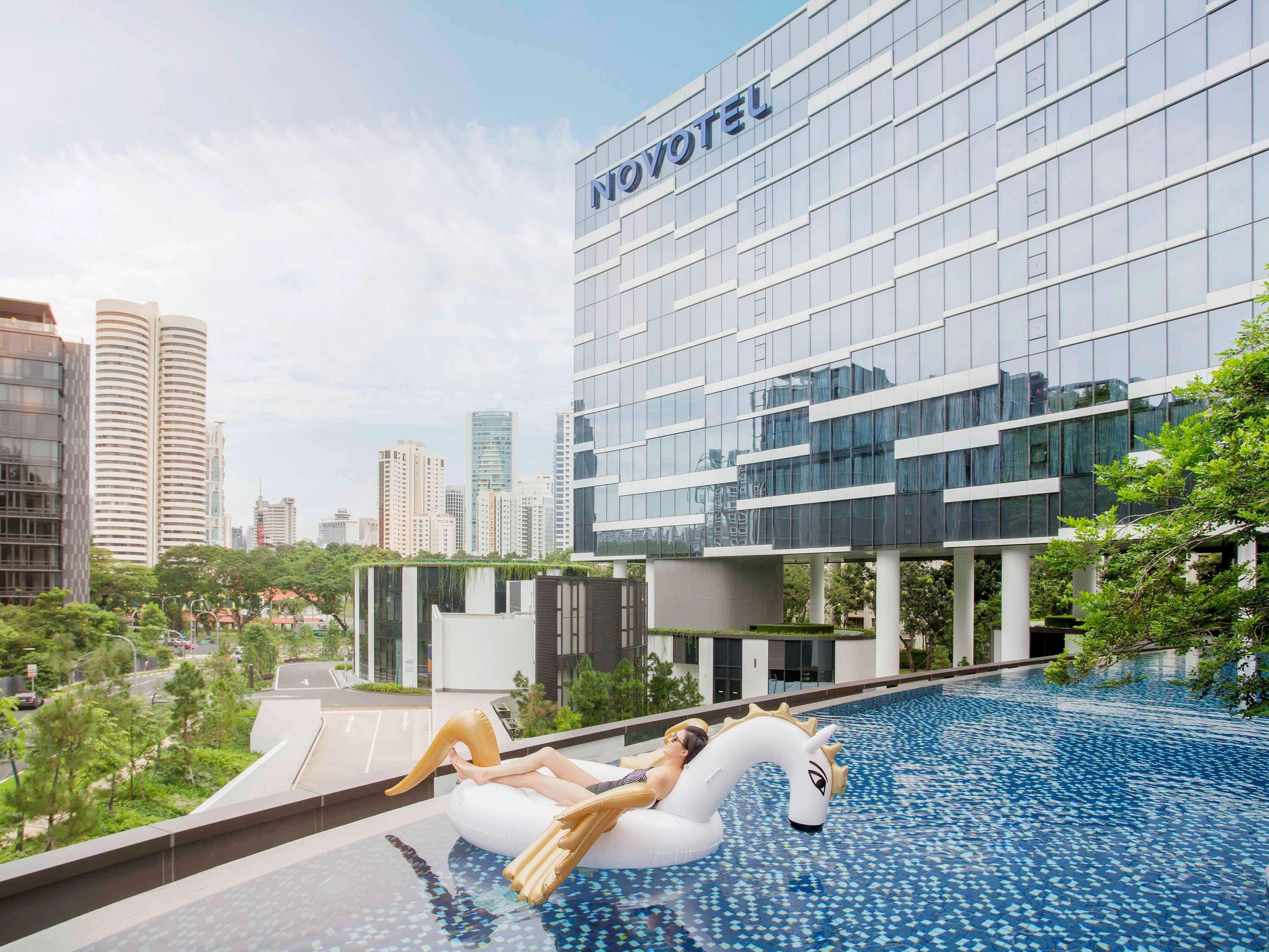 Novotel Singapore On Stevens Экстерьер фото