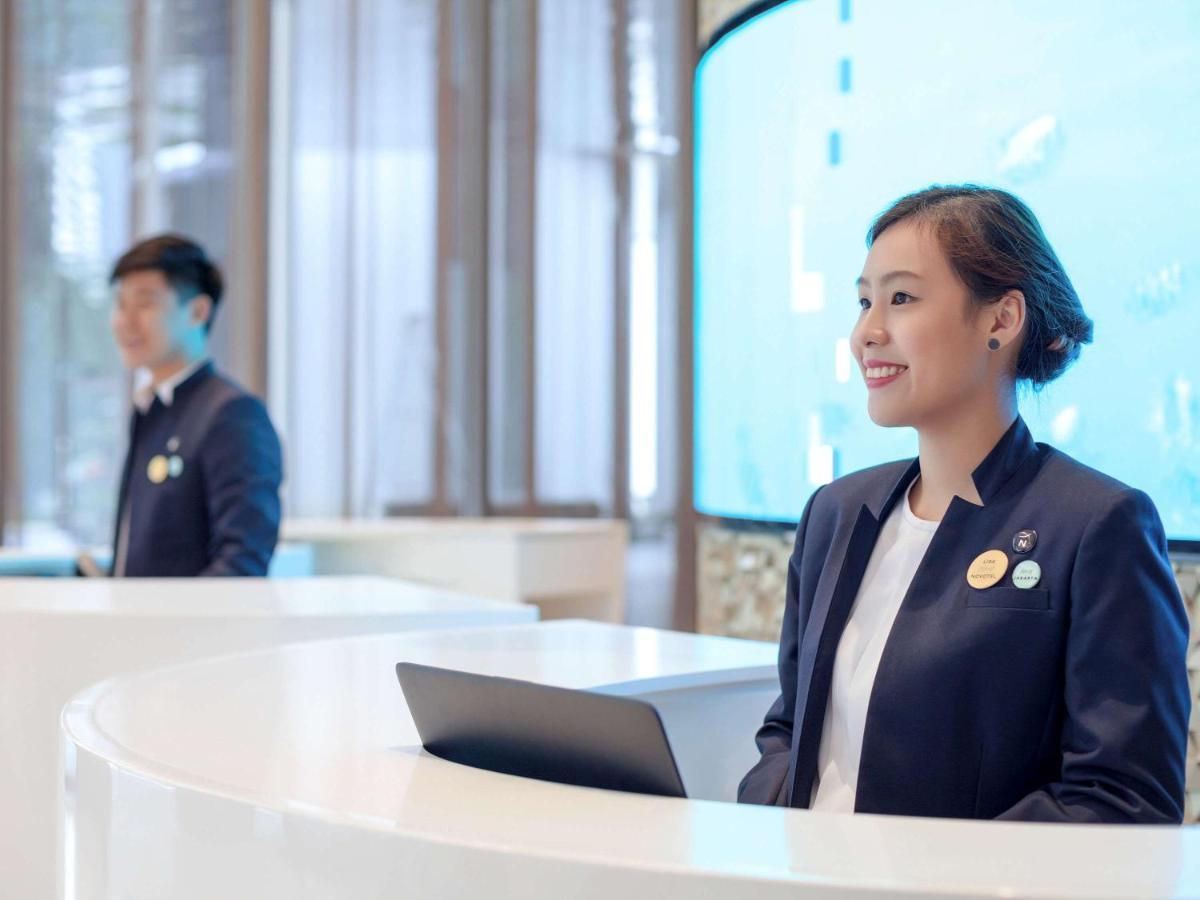 Novotel Singapore On Stevens Экстерьер фото