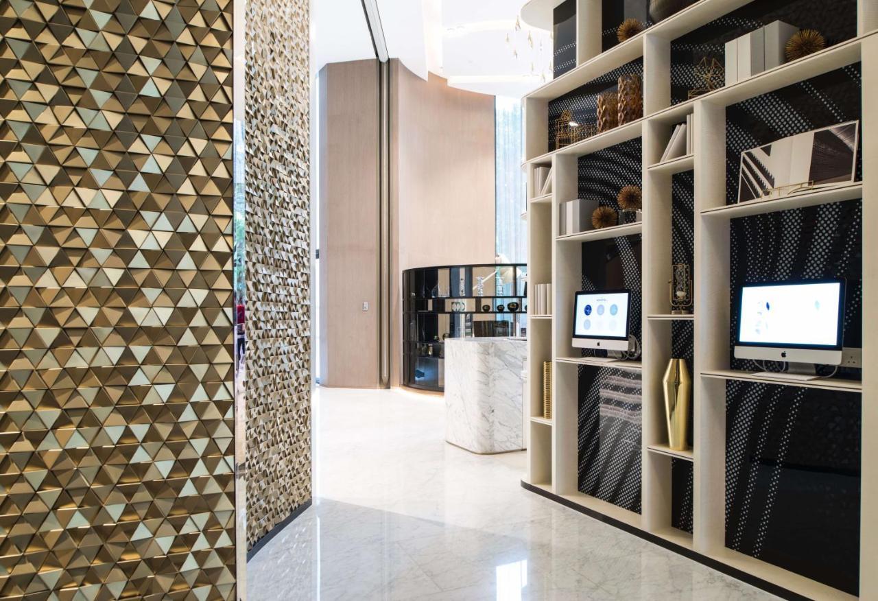 Novotel Singapore On Stevens Экстерьер фото